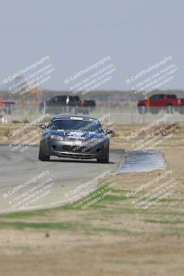 media/Oct-25-2025-CalClub SCCA (Sat) [[34c778dfbe]]/Group 2/Qualifying/